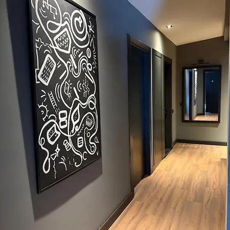 La Luxury Rooftop Apartment