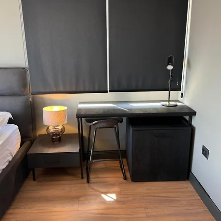 La Luxury Rooftop Apartment *