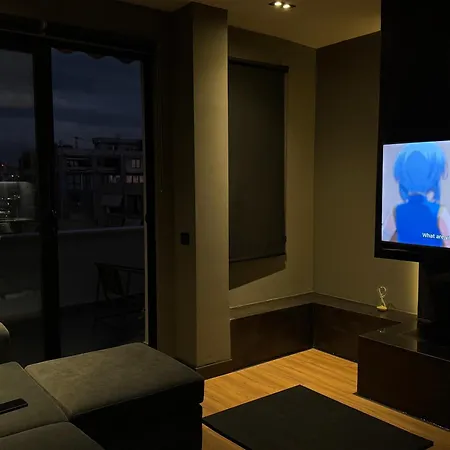 La Luxury Rooftop * Tirana