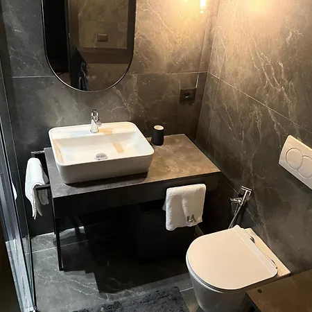 Apartment La Luxury Rooftop Tirana