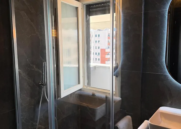 La Luxury Rooftop * Tirana