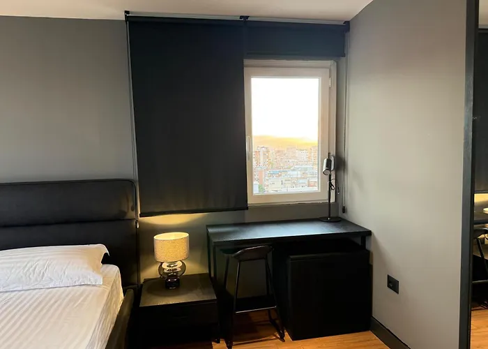 La Luxury Rooftop * Тирана