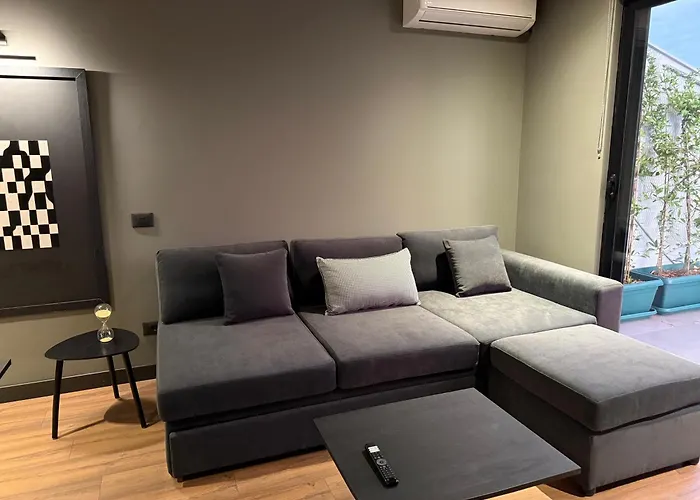 La Luxury Rooftop * Tirana